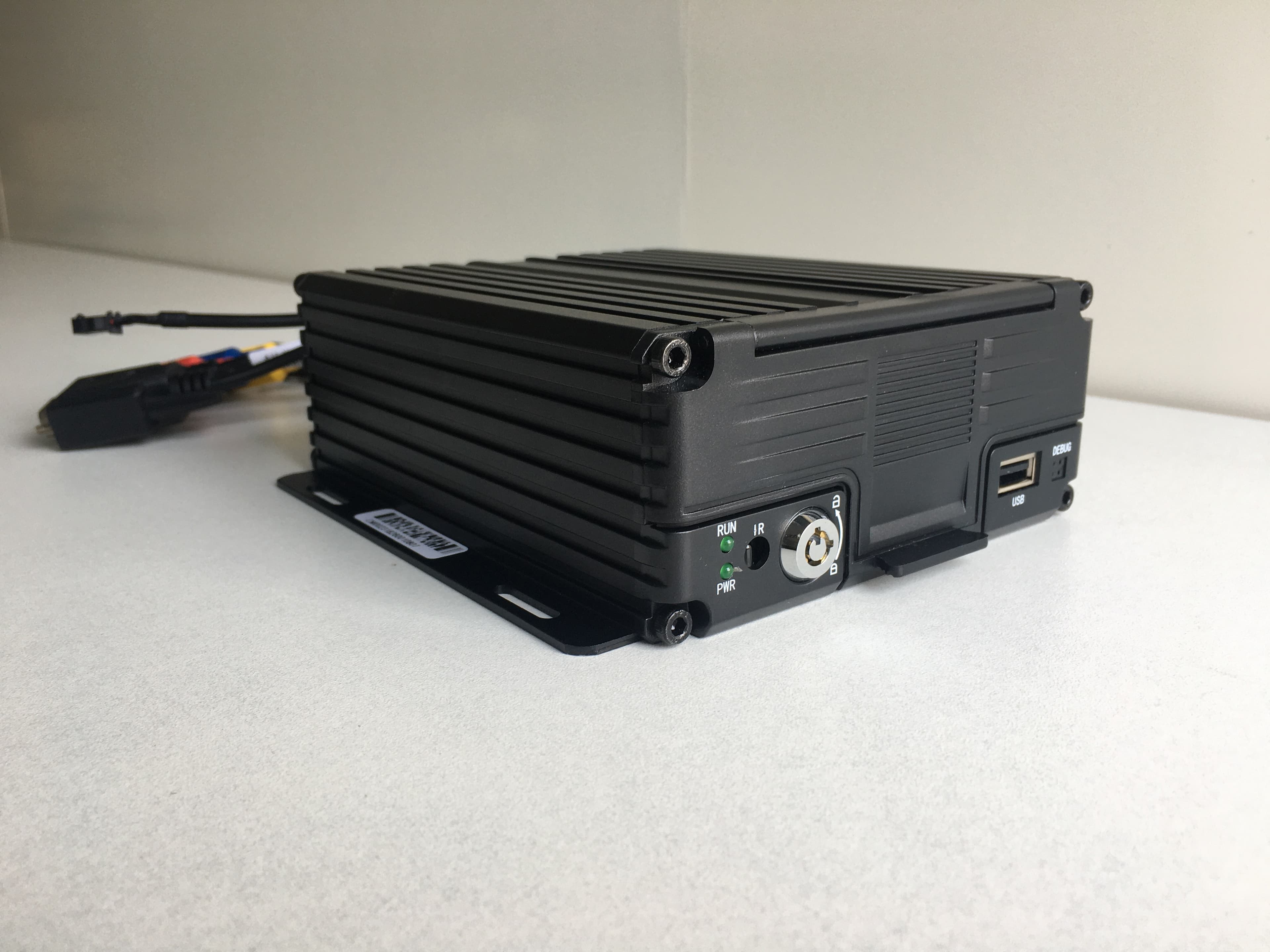 Premium 4CH AI with Hard drive and SD card storage MDVR thumbnail 3