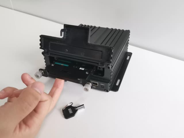 Standard 4 CH MDVR with Hard drive and SD card storage MDVR