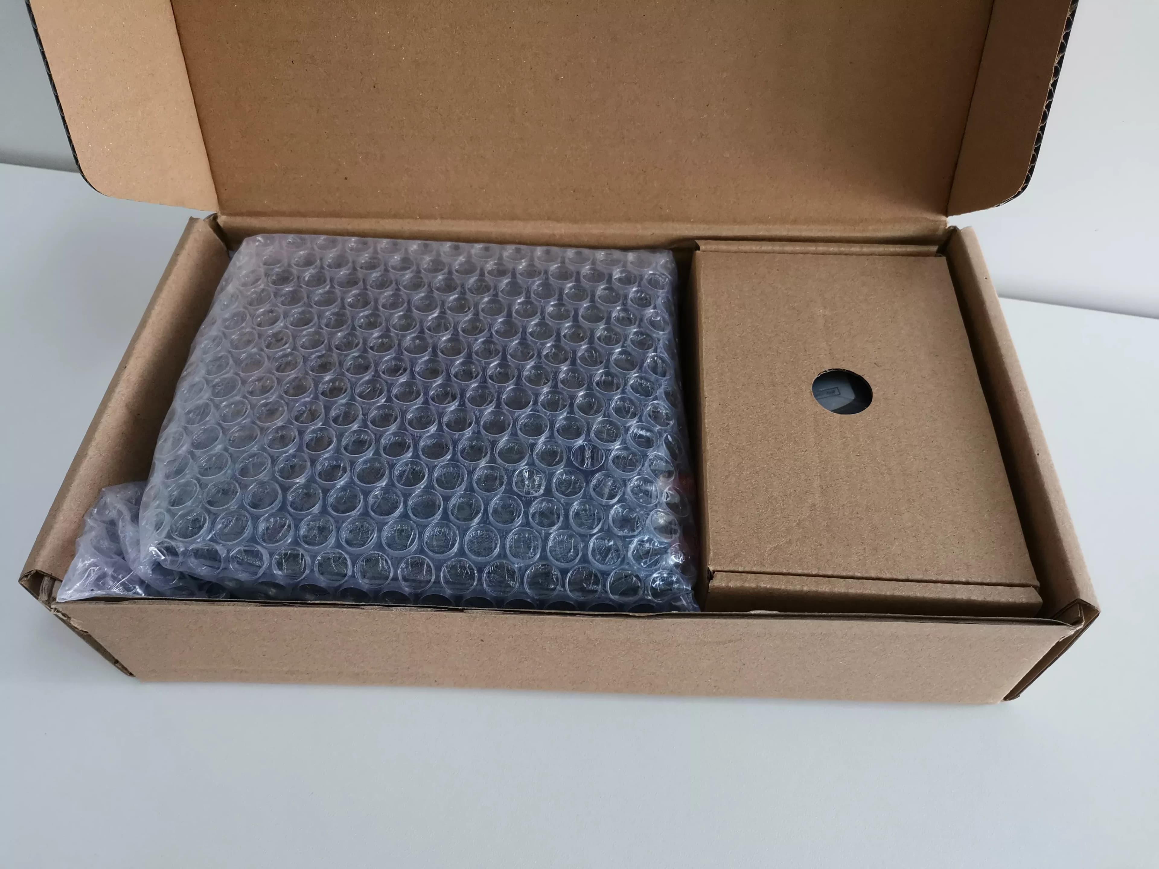 Standard 4 CH MDVR with Hard drive and SD card storage MDVR thumbnail 2